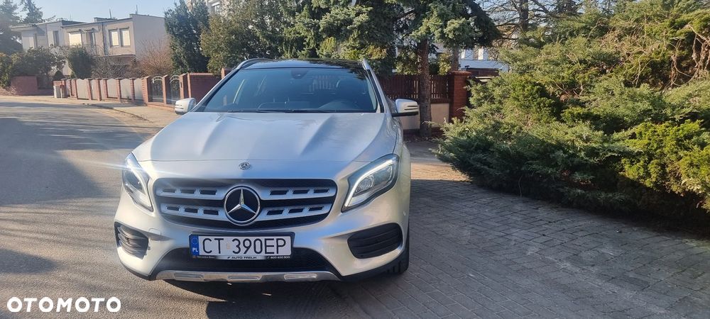 Mercedes-Benz GLA 250 4Matic 7G-DCT AMG Line - 13