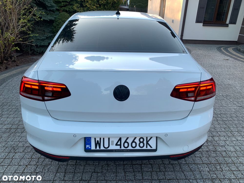 Volkswagen Passat 2.0 TDI SCR Trendline - 22