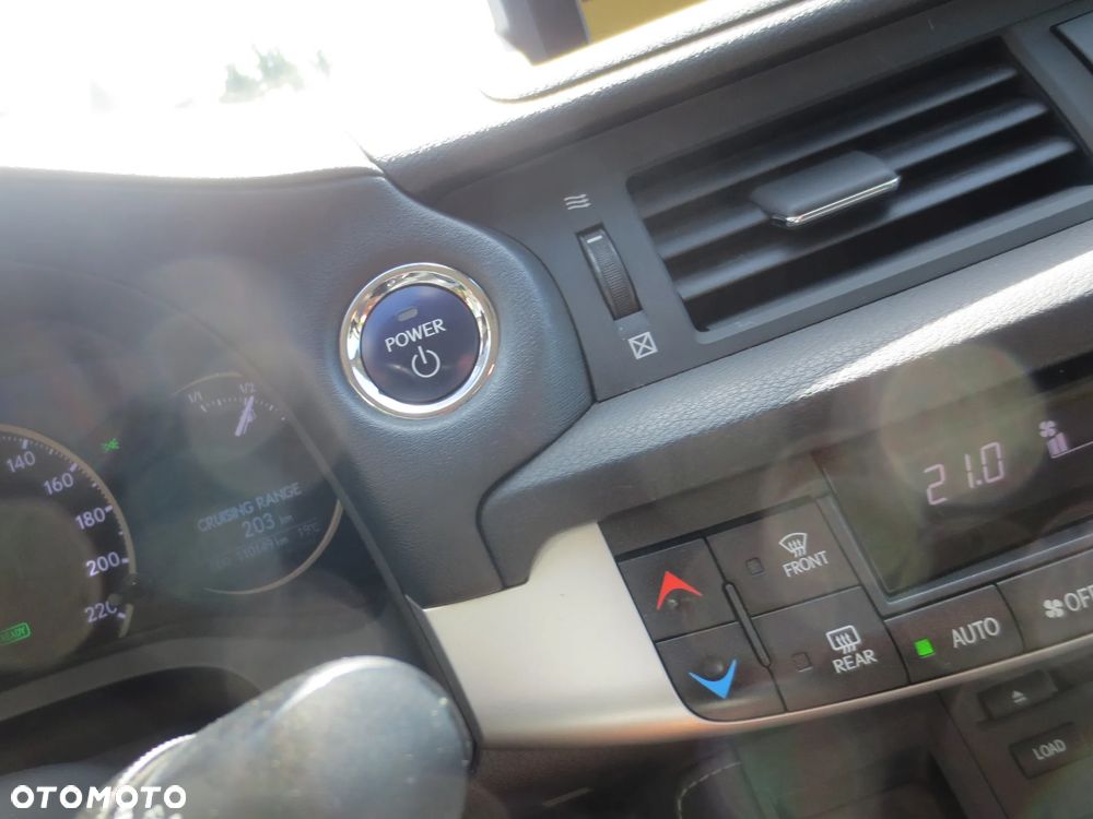 Lexus CT 200h Eco / Elite - 33