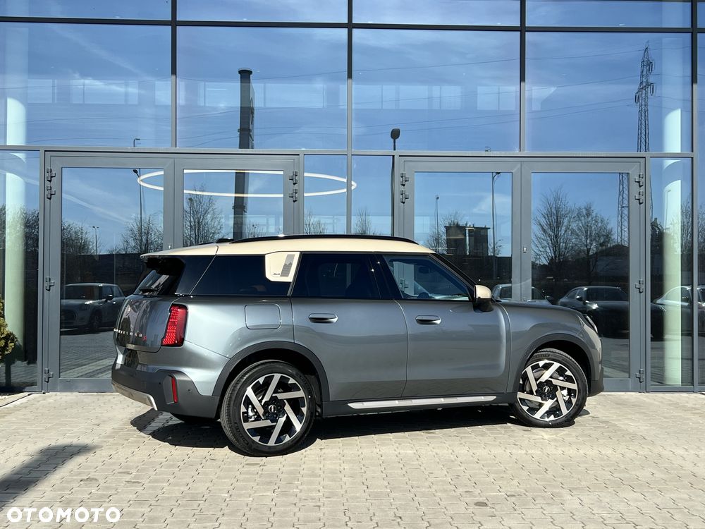 MINI Countryman S ALL4 mHEV Linia Favoured - 5
