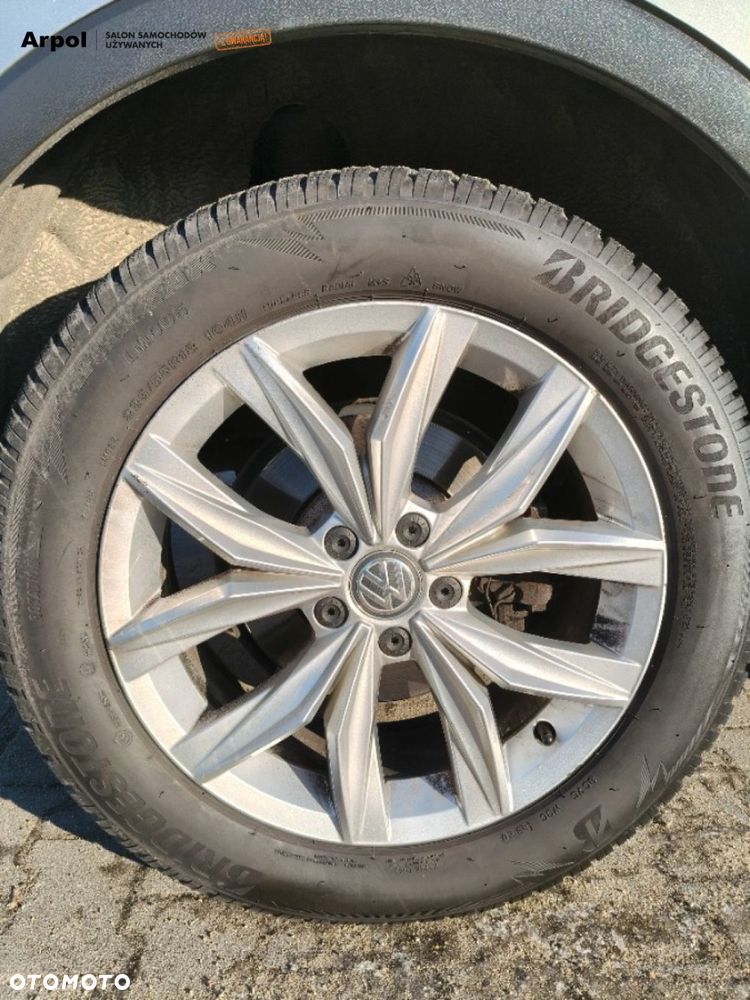 Volkswagen Tiguan - 35