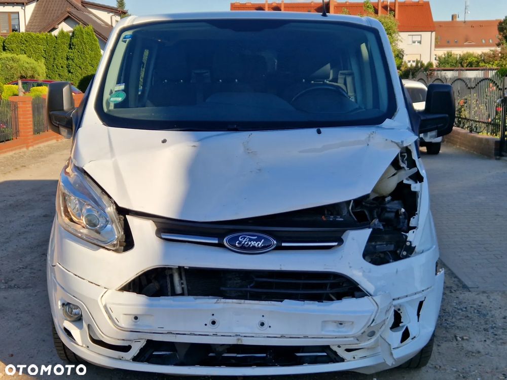 Ford Transit Custom 290 L2H1 Limited - 17