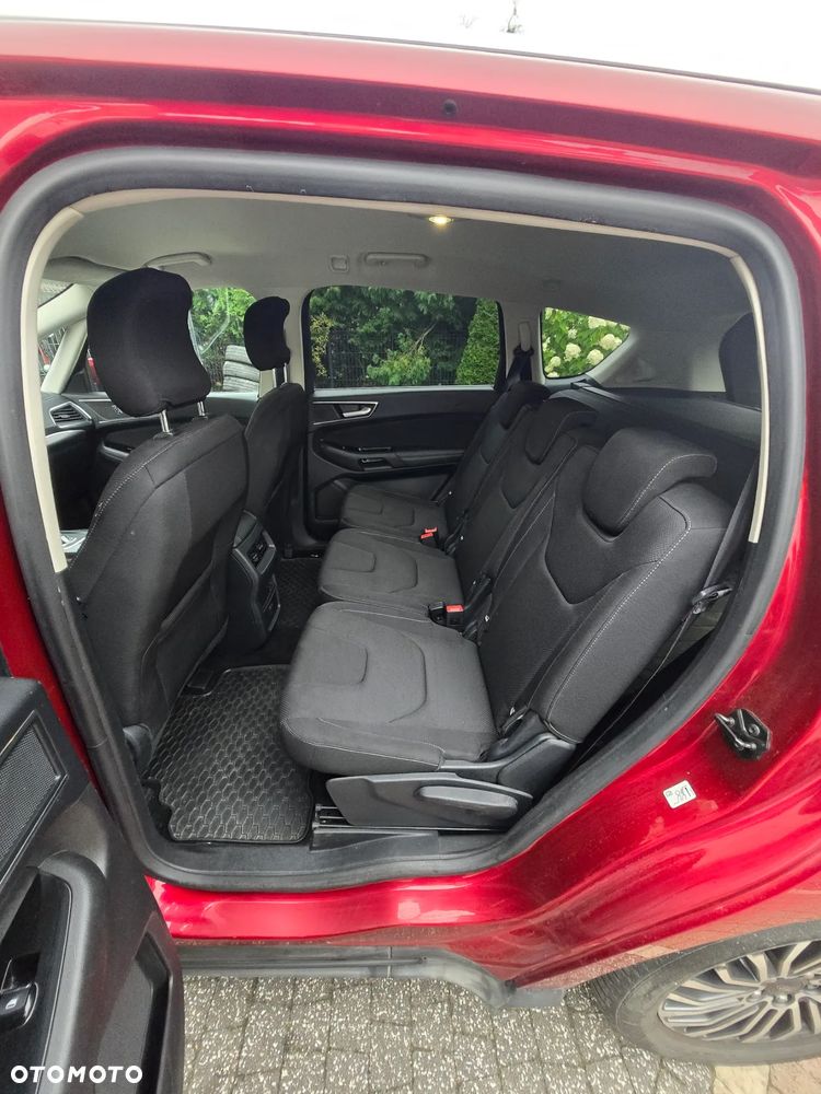 Ford S-Max - 11