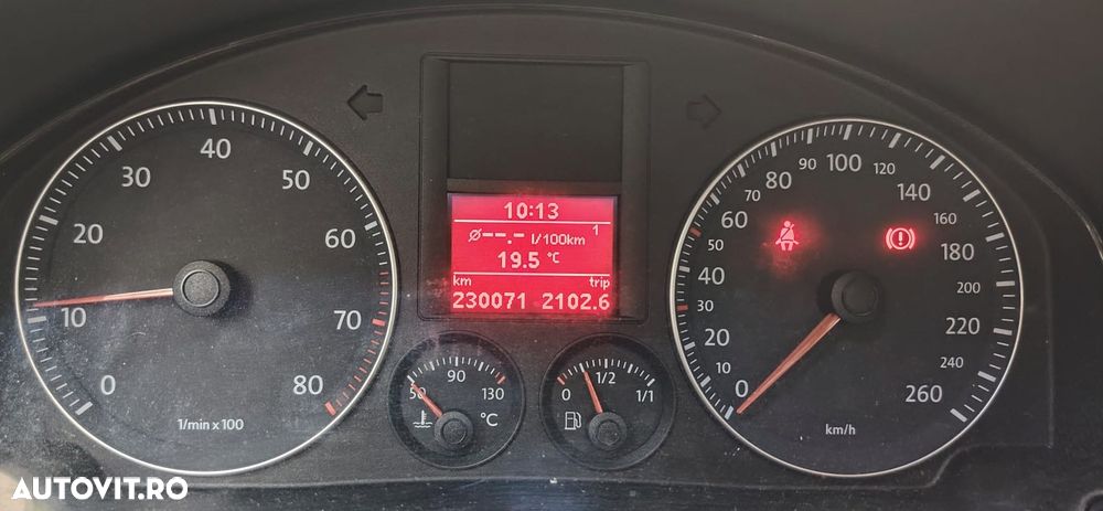Volkswagen Golf - 12