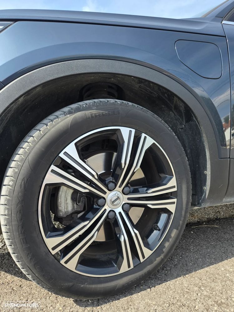 Volvo XC 40 1.5 T5 PHEV Momentum Plus - 6