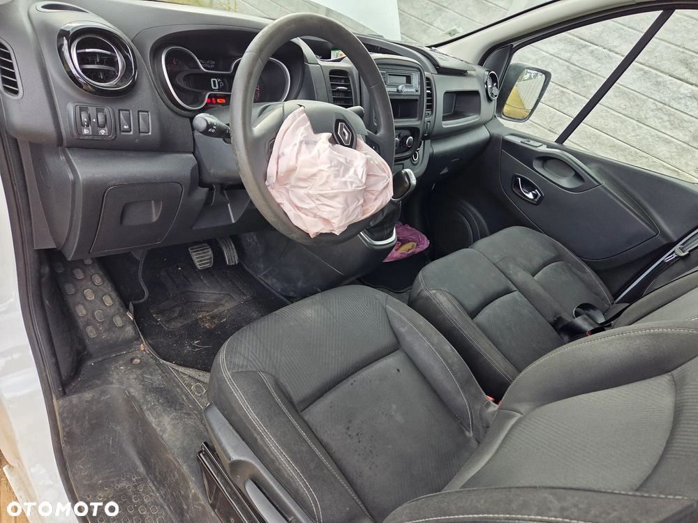 Renault Trafic - 14