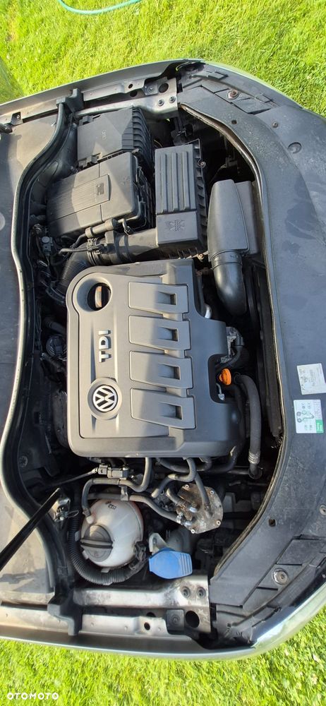 Volkswagen Passat 2.0 TDI Highline DSG - 28