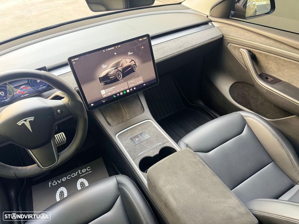Tesla Model Y Long Range Dual Motor AWD - 13