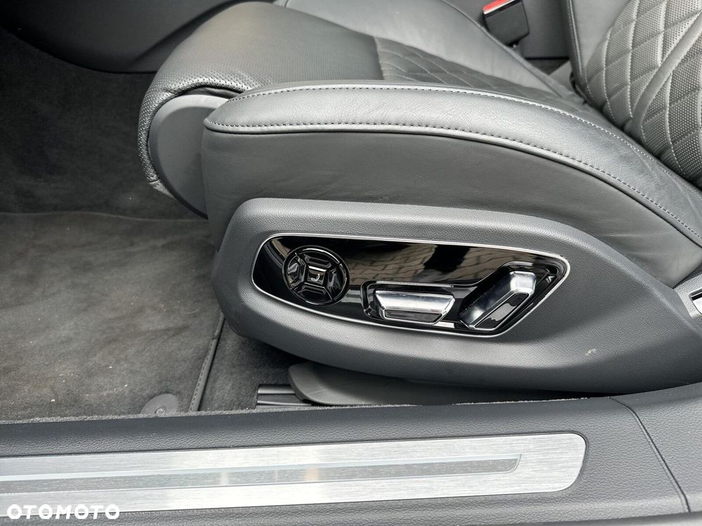 Audi A8 - 23