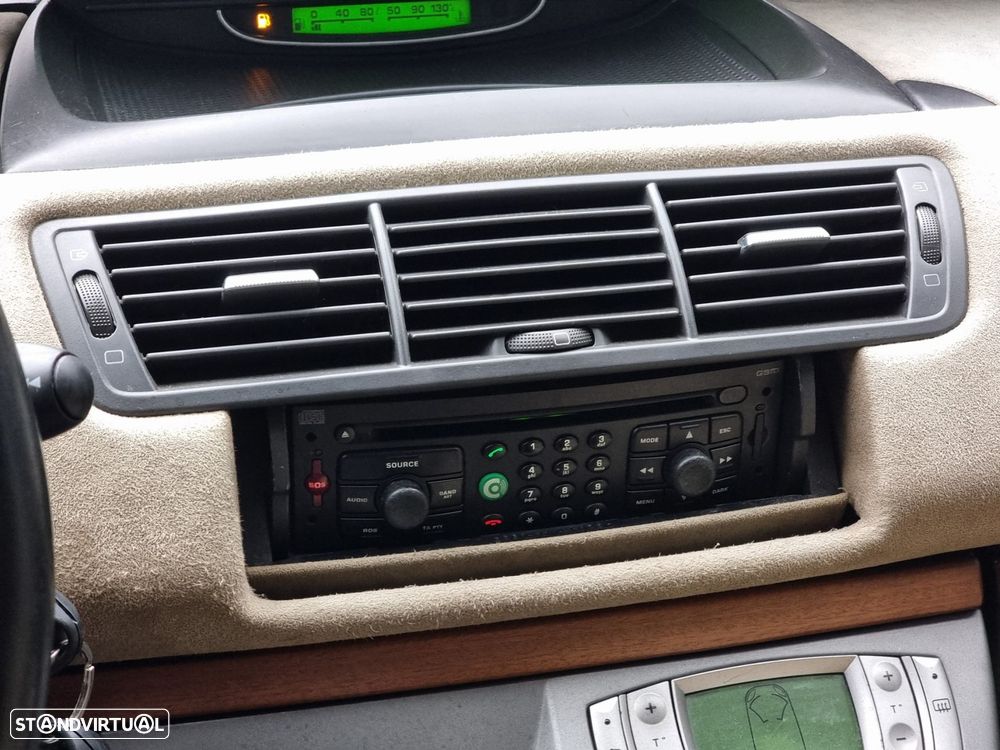 Lancia Phedra 2.2 JTD - 11