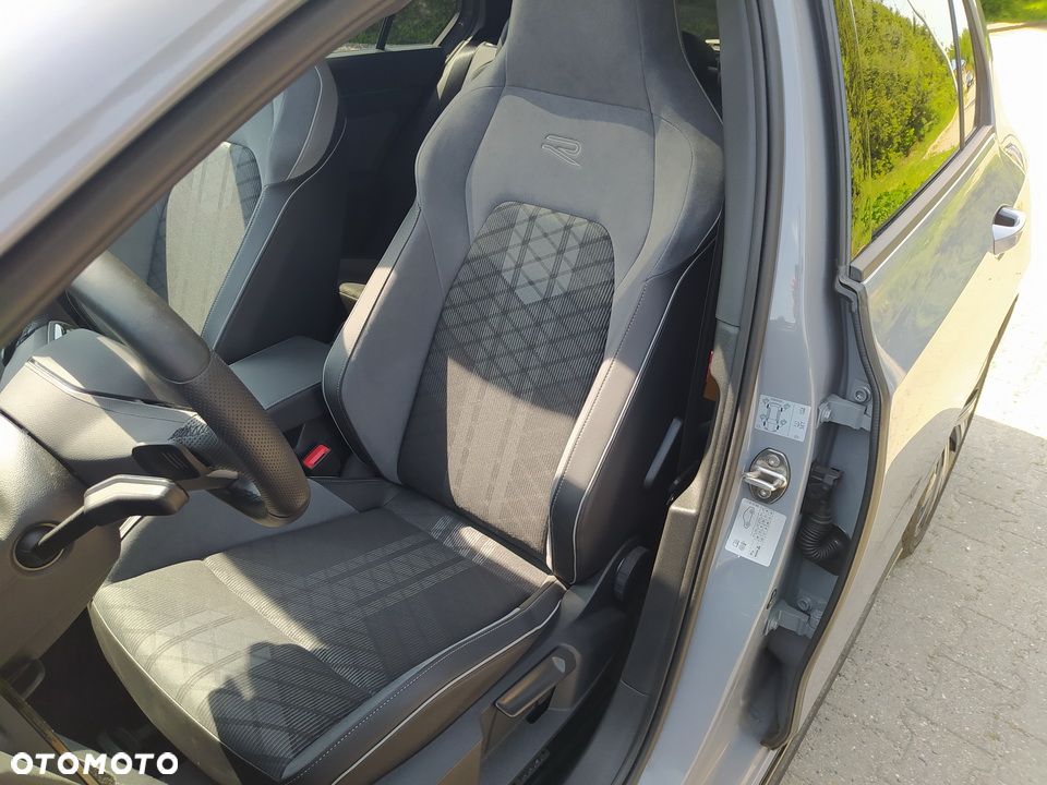 Volkswagen Golf - 13
