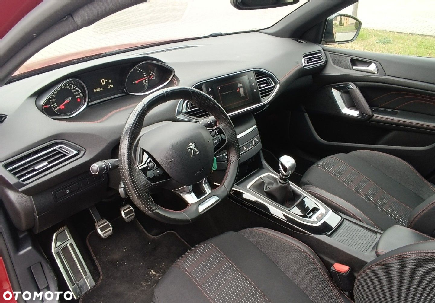 Peugeot 308 - 24