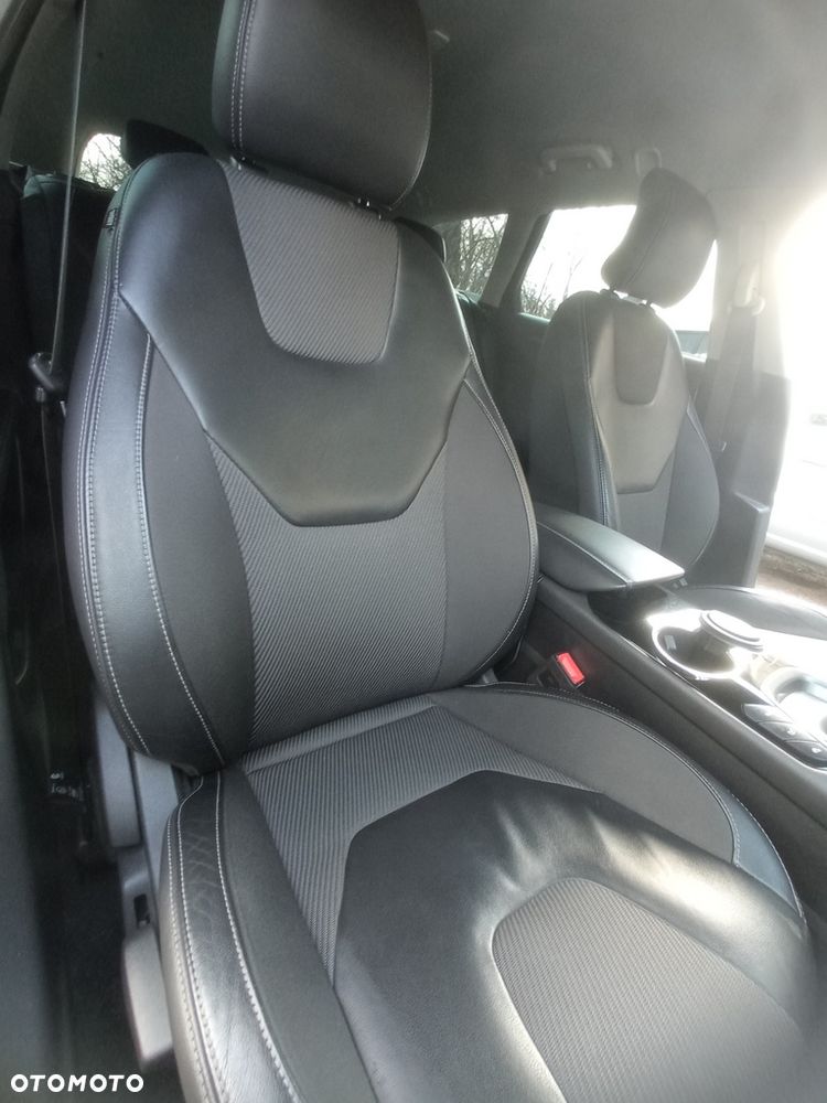 Ford Mondeo 2.0 TDCi STart-Stopp Titanium - 30