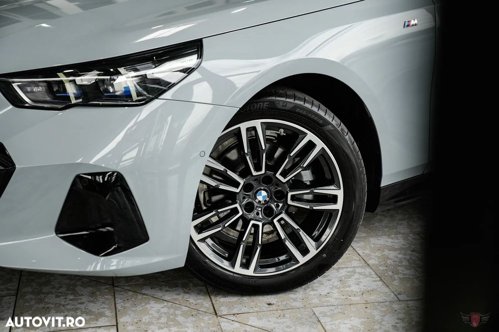 BMW Seria 5 520i Aut. - 4