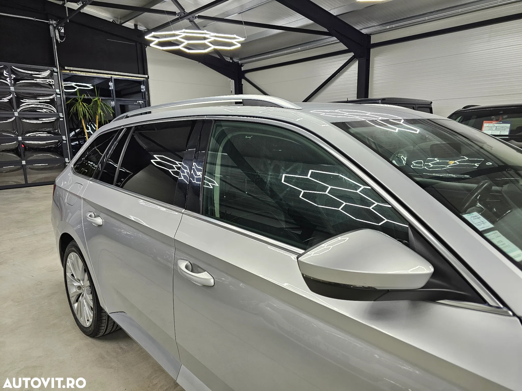 Skoda Superb Combi 1.4 TSI PHEV Style - 32