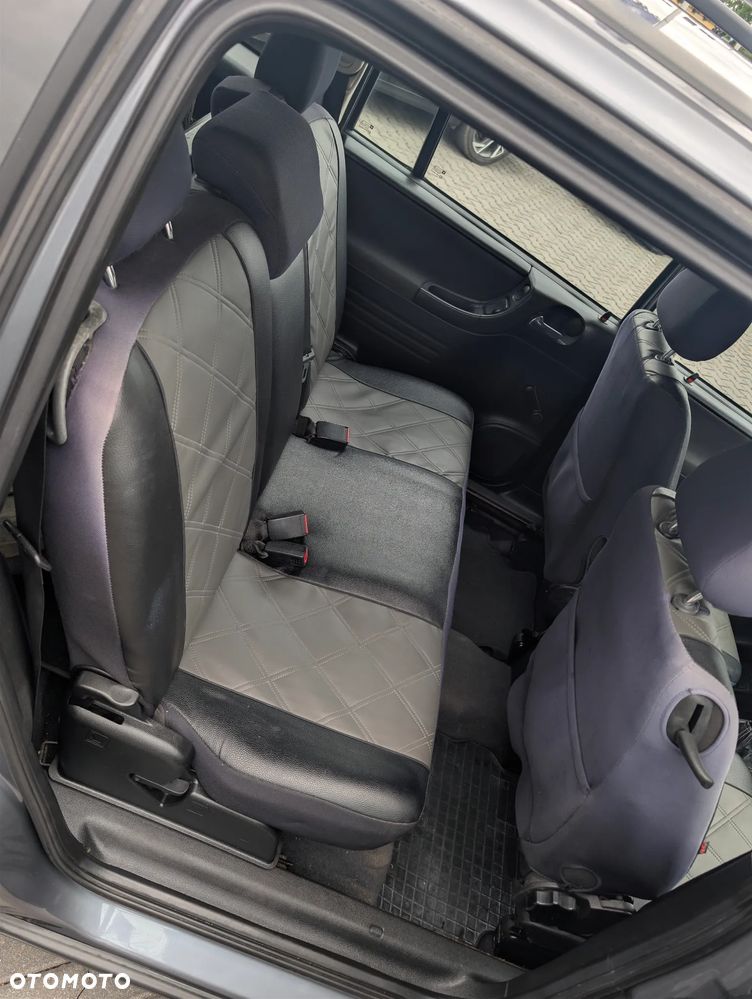 Opel Zafira 2.0 DTI Comfort - 12