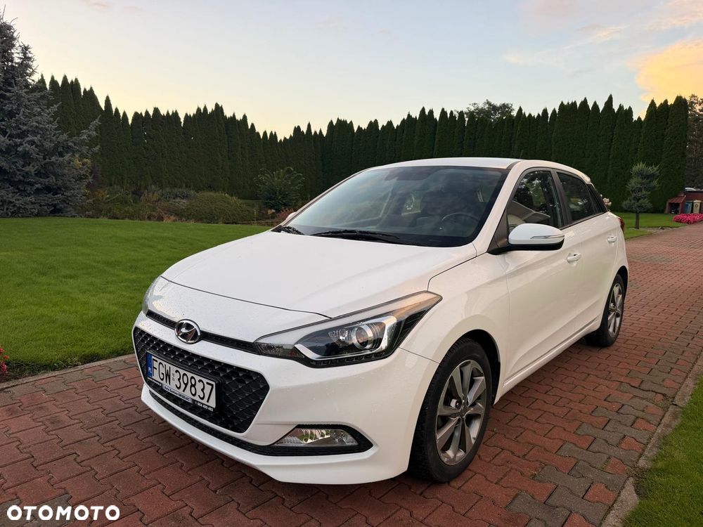Hyundai i20 1.2 Trend - 14