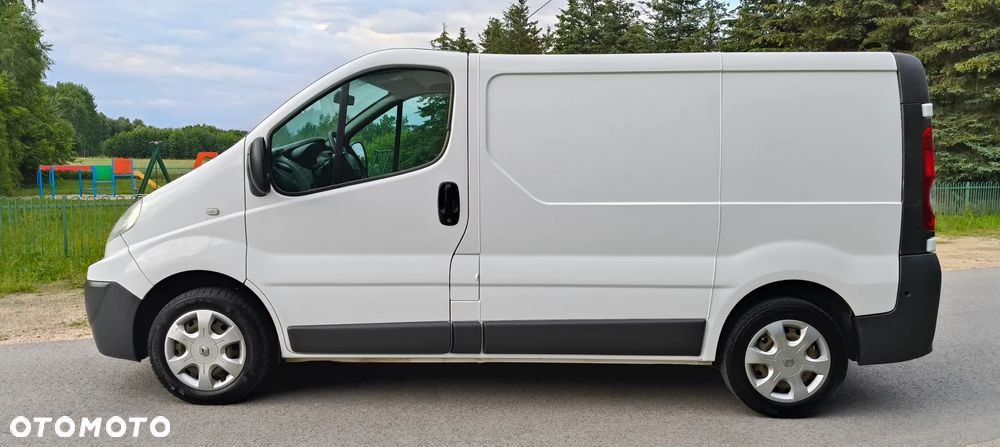 Renault TRAFIC L1H1 STAN IDEALNY - 16