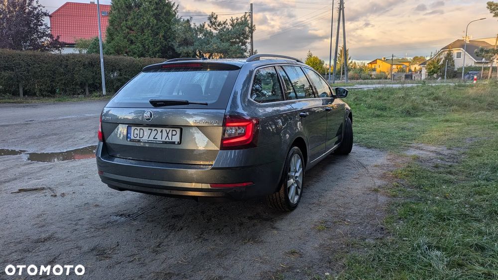 Skoda Octavia 2.0 TDI Style - 8