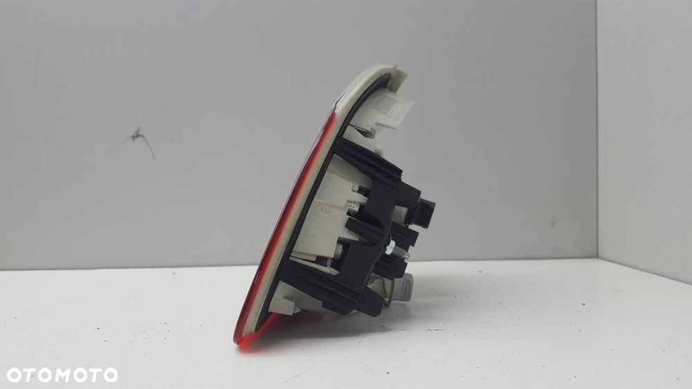 LAMPA TYŁ LEWA W KLAPĘ BMW 5 E61 63217177697 EU - 2