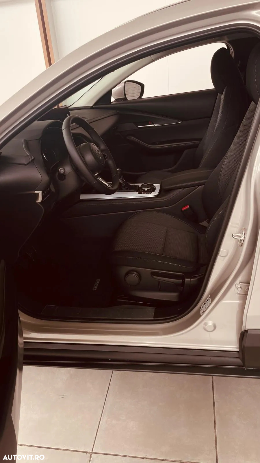 Mazda CX-30 e-SKYACTIV G140 MHEV Center-Line - 8