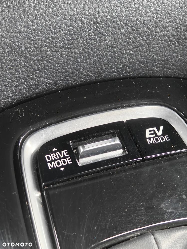 Toyota Corolla 1.8 Hybrid Comfort - 12