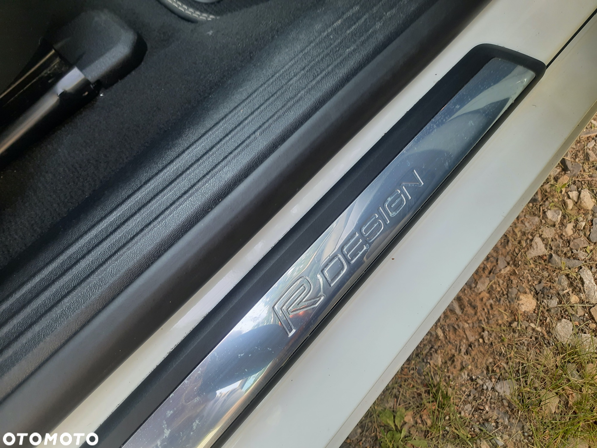 Volvo V40 T3 Drive-E R-Design Momentum - 28