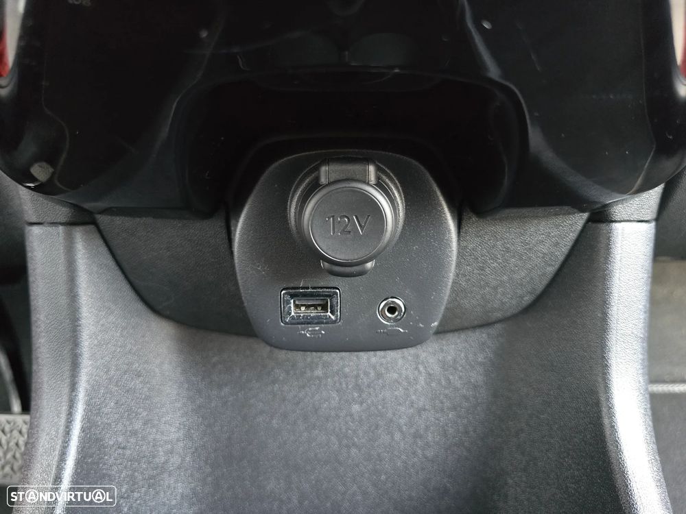 Peugeot 108 1.0 VTI S&S Style - 24