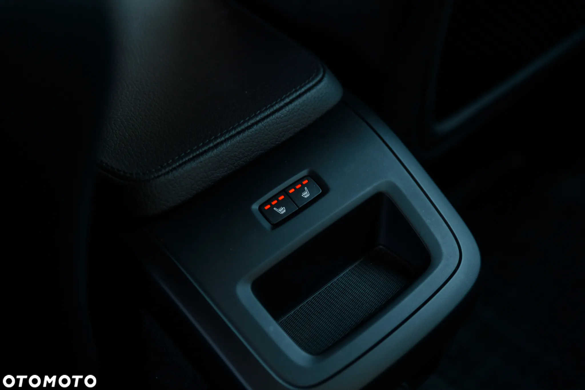 Volvo S90 D4 Momentum Pro - 16