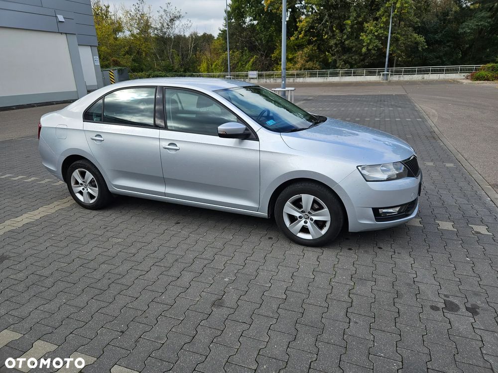 Skoda RAPID 1.0 TSI Ambition - 4