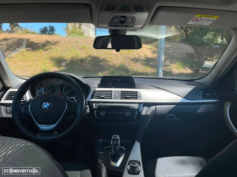 BMW 320 d Line Luxury Auto - 11
