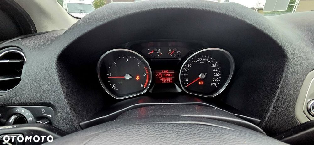 Ford Mondeo - 21