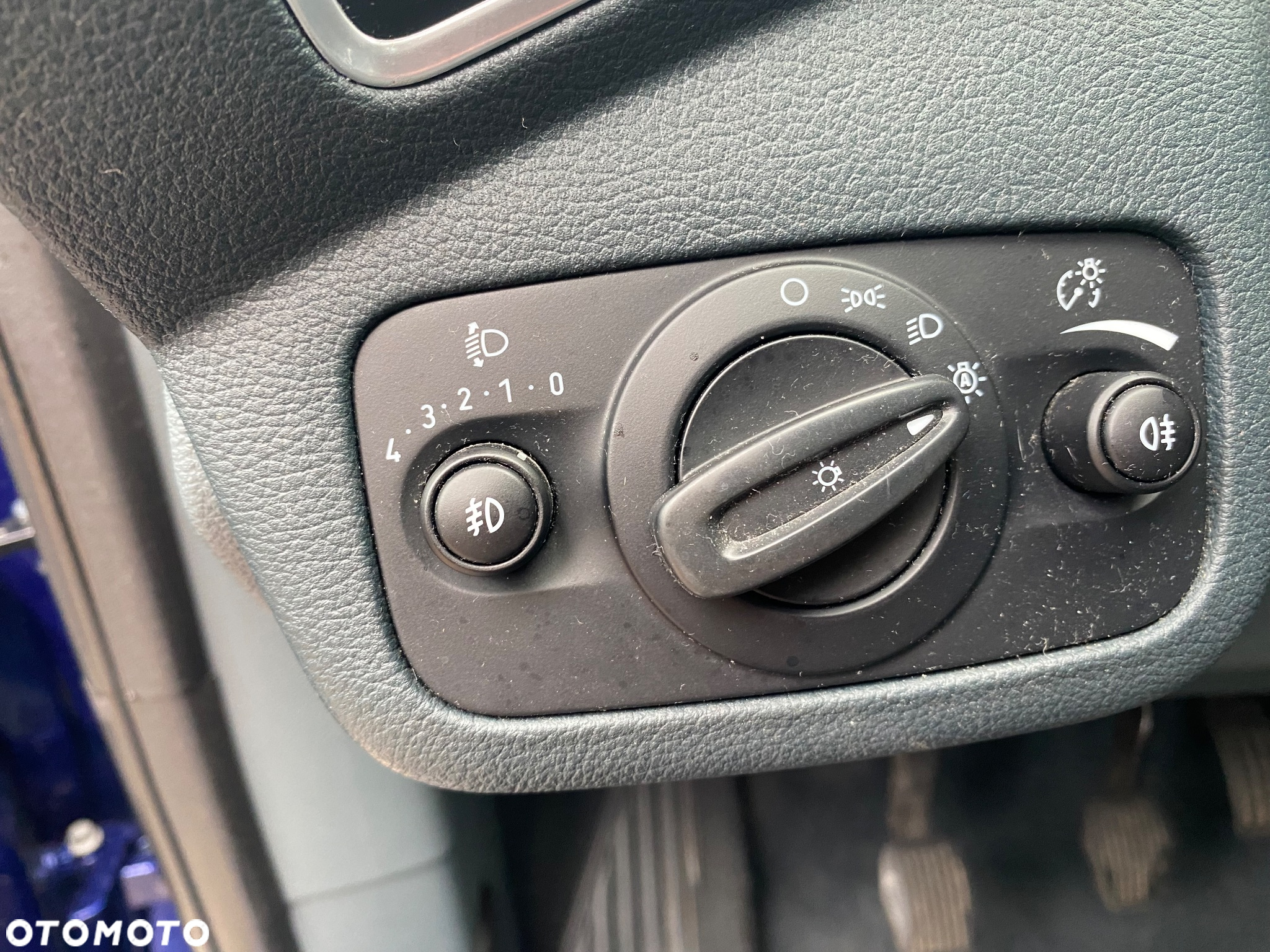 Ford C-MAX 1.0 EcoBoost Start-Stopp-System SYNC Edition - 35