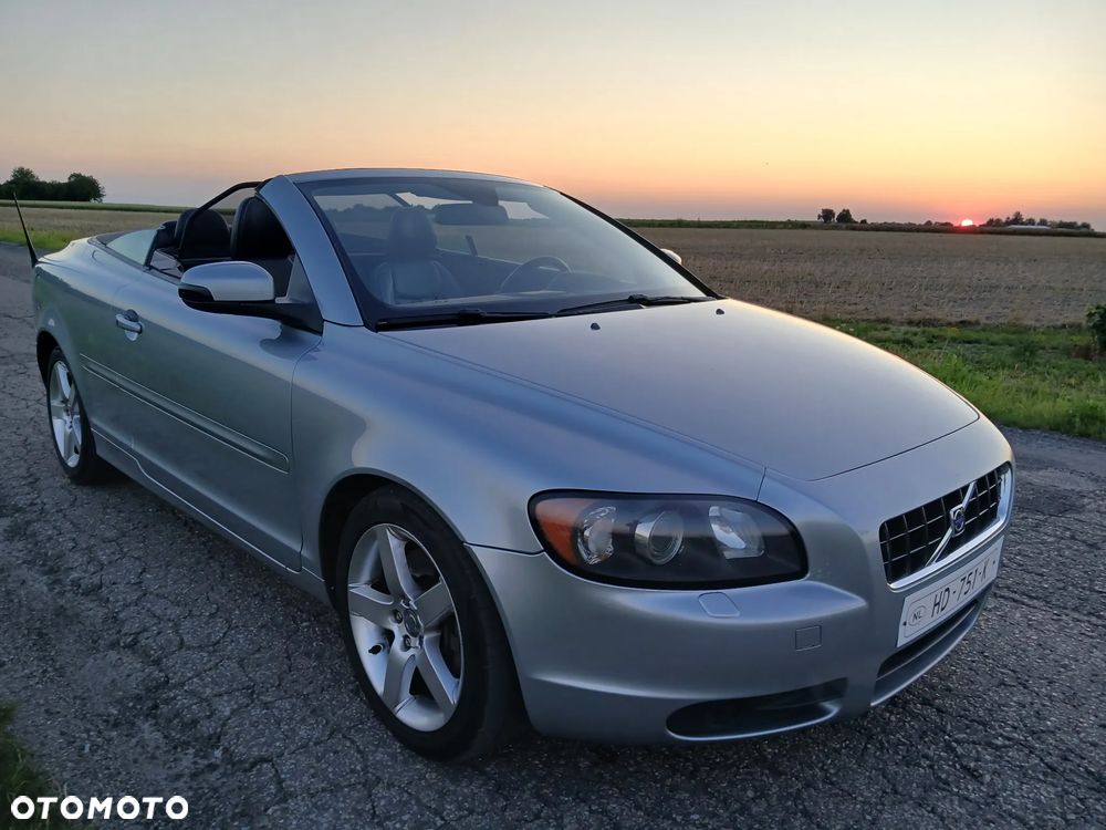 Volvo C70 - 12