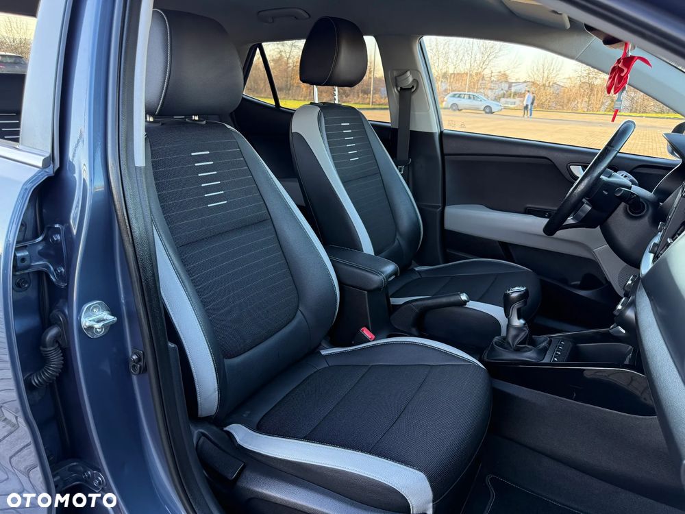 Kia Stonic 1.6 CRDi Platinum Edition - 12