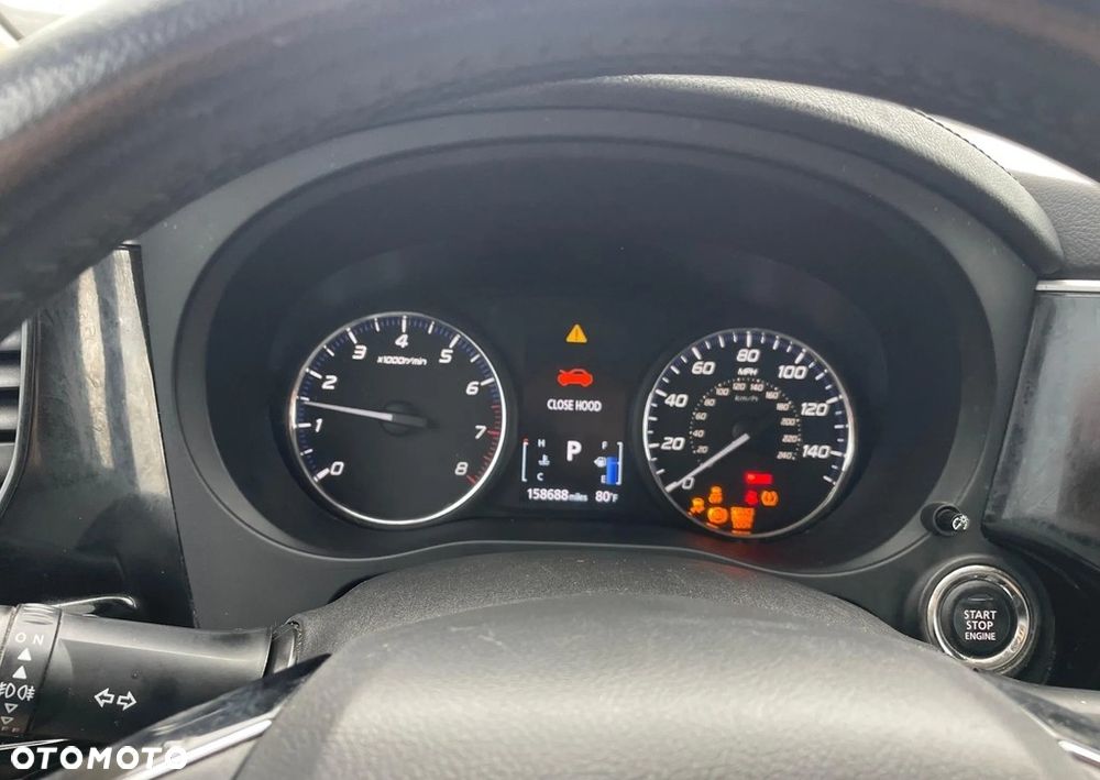 Mitsubishi Outlander 2.4 4WD CVT Instyle - 12