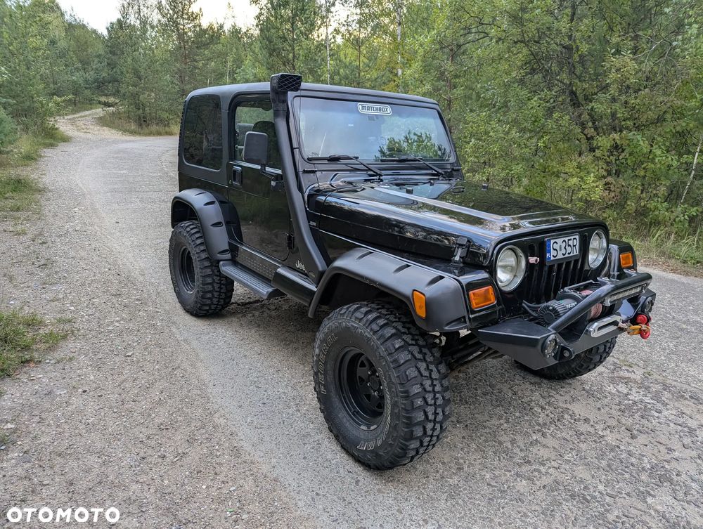 Jeep Wrangler - 8