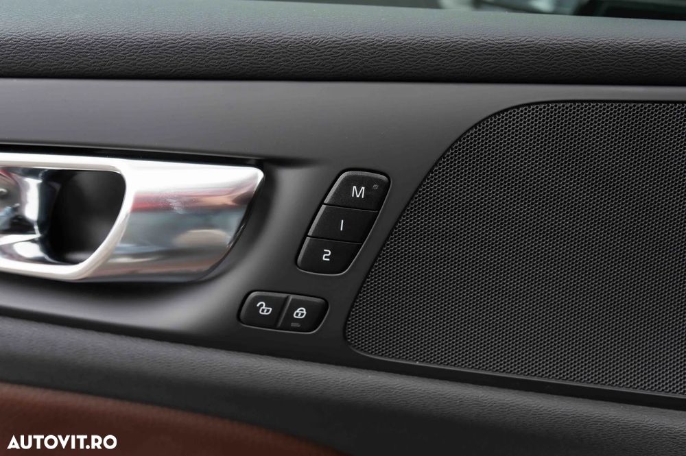 Volvo S60 T8 Recharge AWD Geartronic Inscription - 21