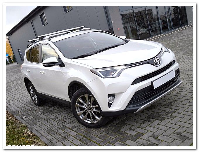 Toyota RAV4 2.0 D-4D 4x2 Start-Stop Executive - 3