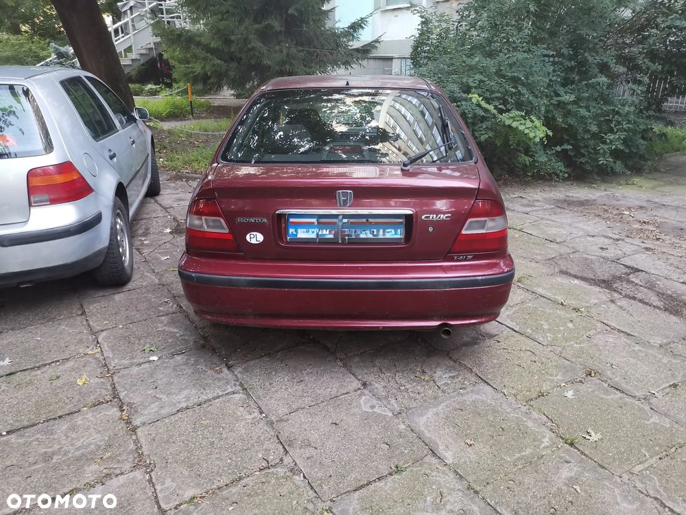 Honda Civic 1.4i - 2