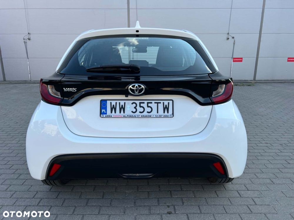 Toyota Yaris 1.5 Comfort - 2
