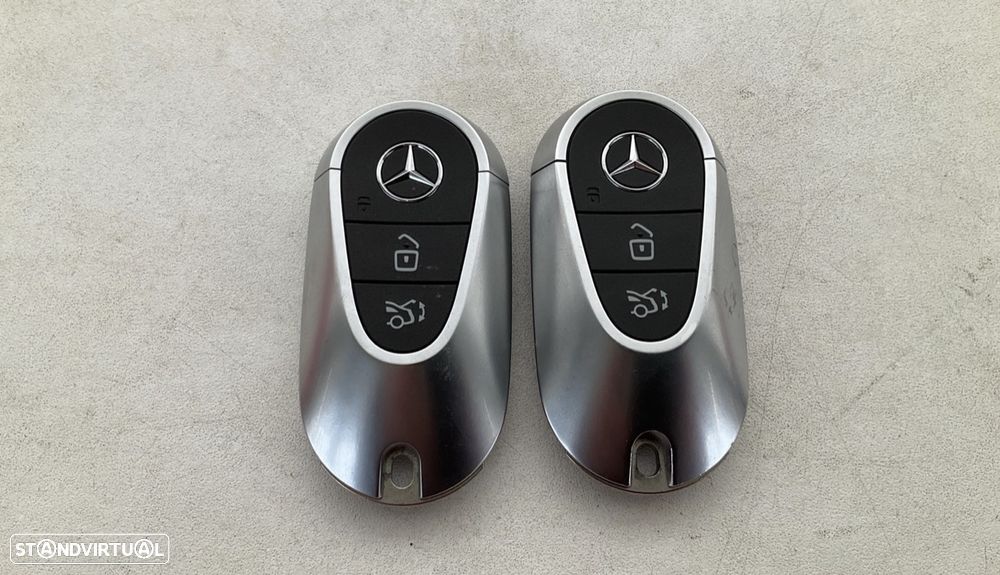 Mercedes-Benz EQE 300 Edition Electric Art - 12