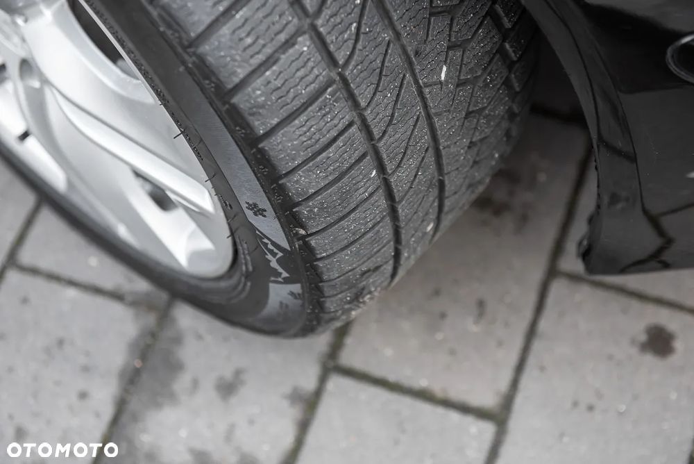 Mercedes-Benz Klasa E 320 CDI 4-Matic Avantgarde - 34