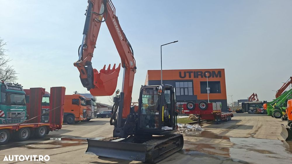 Hitachi ZX85, 2022, 3.339h, CUPLA RAPIDA HIDRAULICA +3 CUPE NOI, senile cauciuc 90%, masa operationala 8,6t, adanc sapare 5m, latime 2,2m, ridica 4,5t, inst picon, LAMA NIVELARE, aer cond, Camera spate, leasing 4 ani, STARE FOARTE BUNA, PROMOTIE 59.900eur+Tv - 21