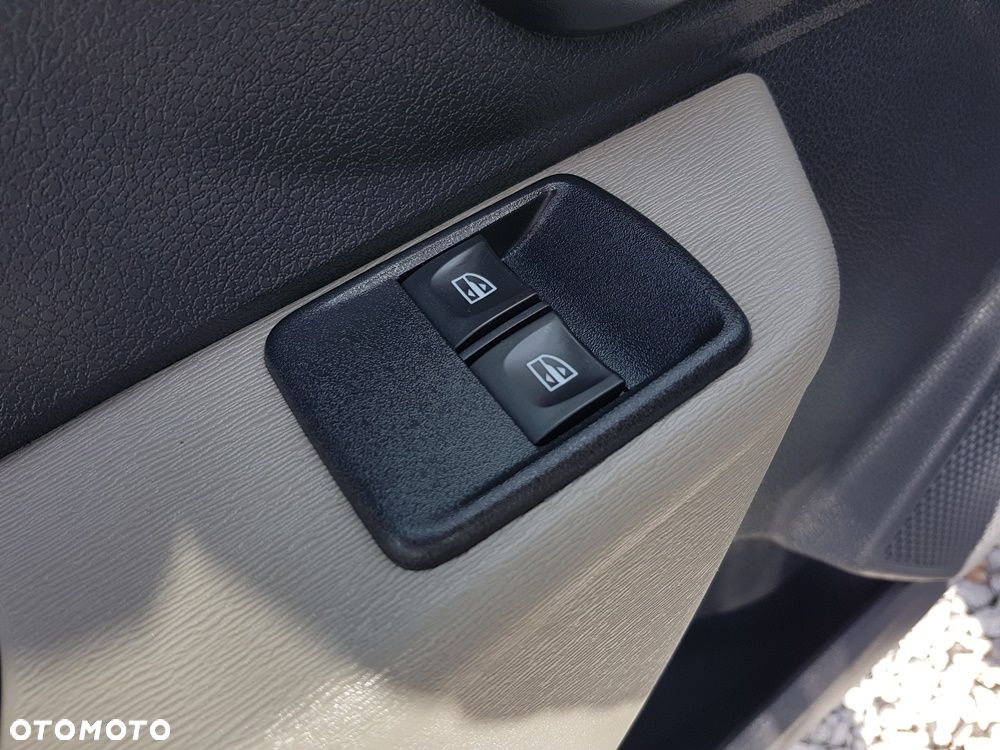 Dacia Dokker SCe 100 Ambiance - 12