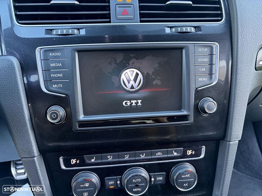 VW Golf 2.0 TSi GTi Performance - 13