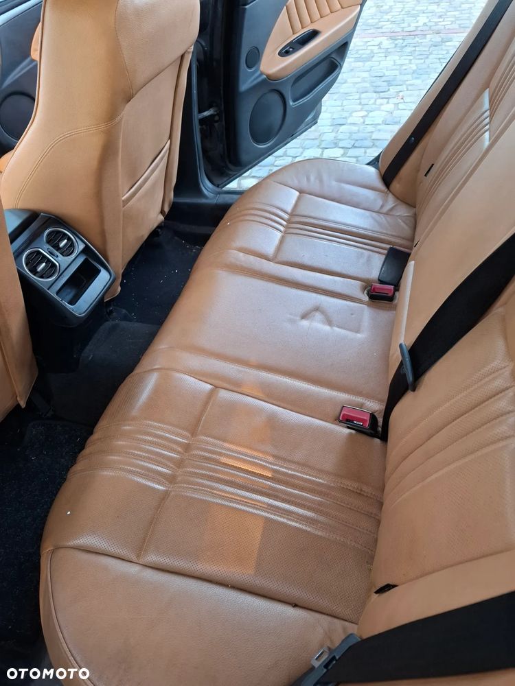 Alfa Romeo 159 1.9JTDM ti - 18