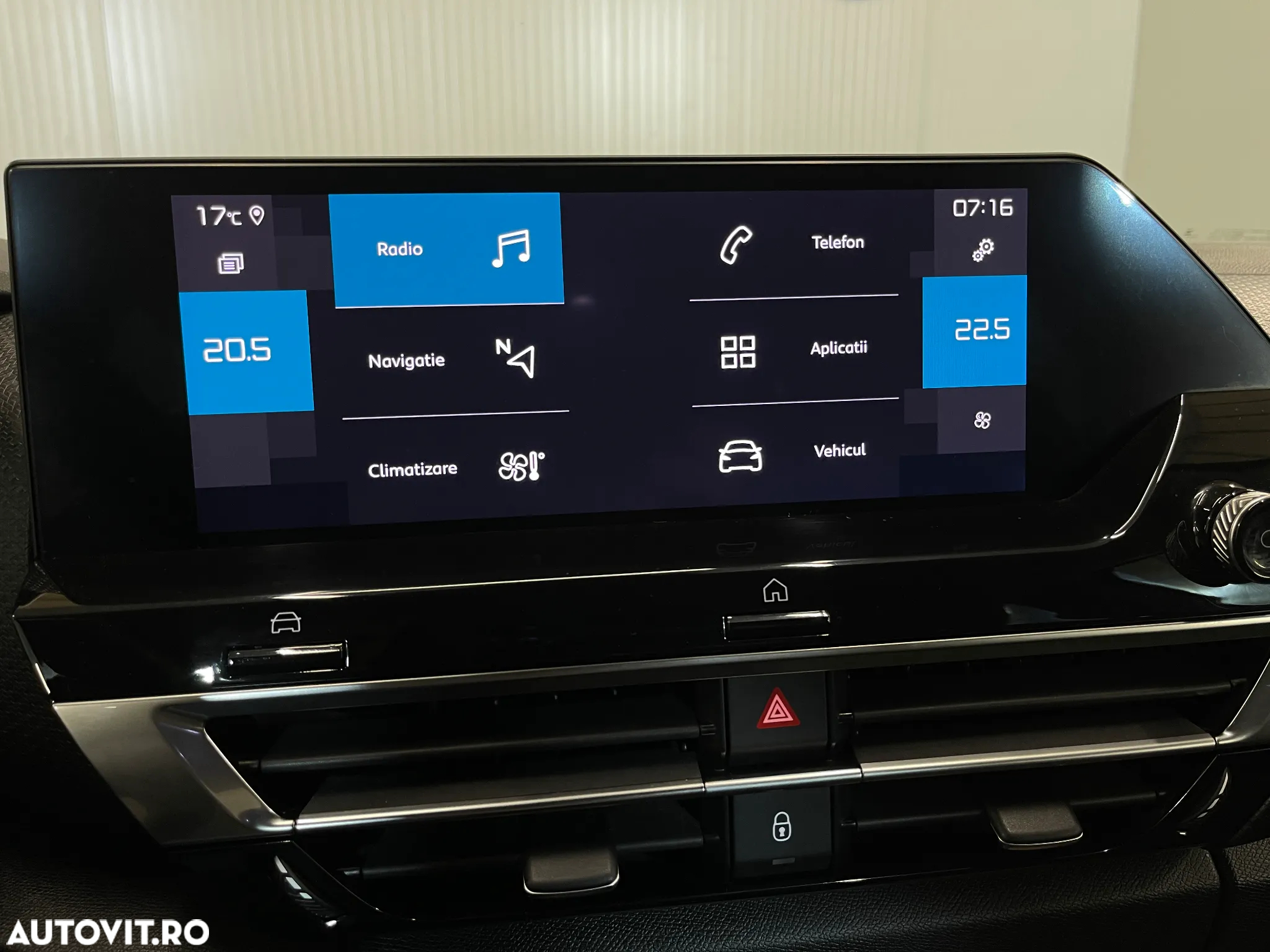Citroën C4 BlueHDi 110 Stop&Start FEEL PACK - 23