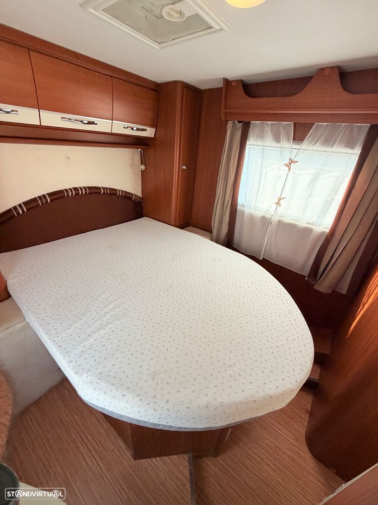 McLouis MC4 72 cama central + cama basculante - 16