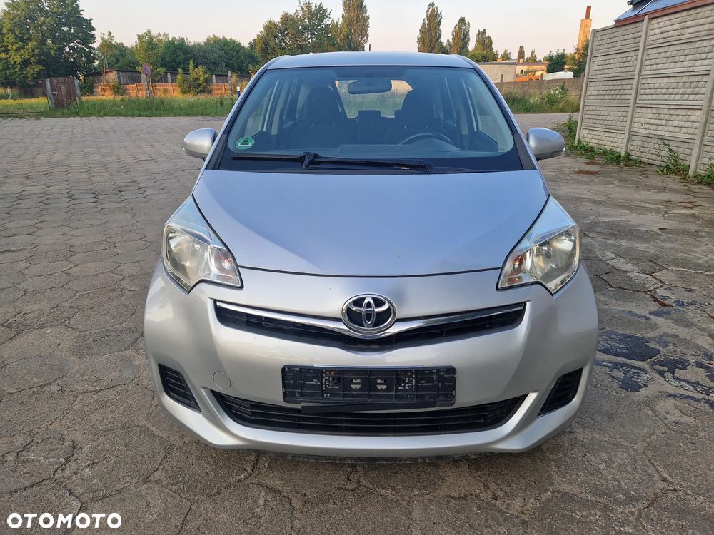 Toyota Verso S 1.33 Premium MS - 2